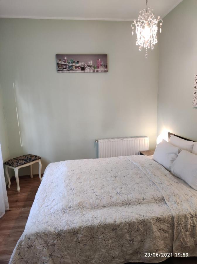 Boutigue City House With Terrace And Garden Free Parking Riga Ngoại thất bức ảnh